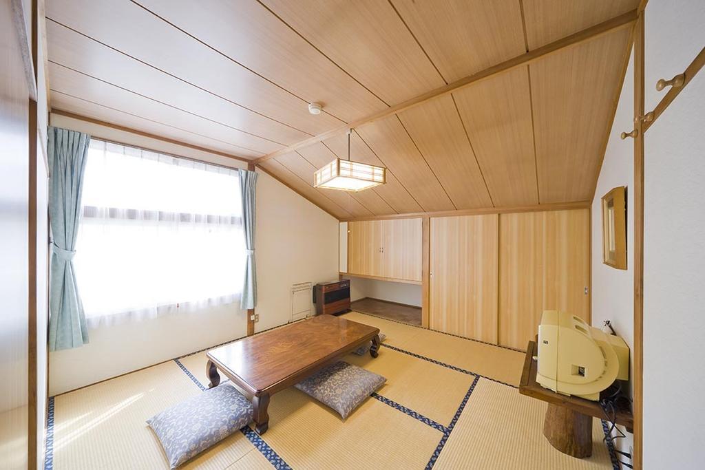 Alpine Inn Mizushiro Matsumoto Phòng bức ảnh